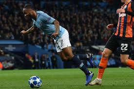 However, he appeared to go down under a challenge. Raheem Sterling Penalty Twitter Explodes As Man City Attacker Awarded Spot Kick After Tripping Himself Vs Shakhtar Goal Com