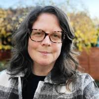 Lara Wright Email & Phone Number