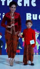 29 april 2018 di grage city mall, cirebon. Lomba Fashion Show Busana Daerah Siswa Dengan Orang Tua Smi School Surabaya Sd Smp Sma