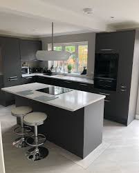 Howdens The Uk S Number 1 Trade Kitchen Supplier Kitchen Design Small Modern Kitchen Cabinet Design Kitchen Furniture Design