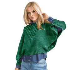 Diese website benutzt cookies, die für den technischen betrieb der website erforderlich sind und stets gesetzt darüber hinaus kannst du die kurzärmelige variante stricken. Strickmuster Fur Capes Ponchos Boleros Junghans Wolle