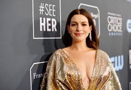 She is of mostly irish descent. Anne Hathaway Finally Revealed The Name Of Her Second Baby Instyle