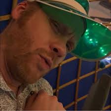 Steve Job's reply to a kid asking for his autograph: