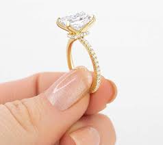 What kind of stone to use for ring? Cddszmga Hktpm