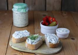 Krauterquark Lecker Zu Brot Backkartoffeln Ofengemuse Dailyvegan Rezept Gebackene Kartoffeln Backkartoffeln Lecker