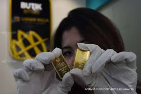Total transaksi saham antm di awal perdagangan mencapai 31,36 juta lembar dengan nilai transaksi rp 84,62 miliar. Kenaikan Harga Emas Menyepuh Kinerja Antam Analis Merekomendasikan Beli Saham Antm