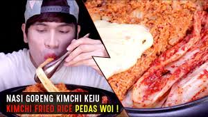 /ˌnɑːsi ɡɒˈrɛŋ/) refers to fried rice in both the indonesian and malay languages. Asmr Mukbang Nasi Goreng Kimchi Keju Kimchi Fried Rice Pedas Kaw Kaw Wa Cakap Sama Lu Youtube
