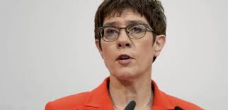 Allemagne: l'autorité écornée d'Annegret Kramp-Karrenbauer à la tête de la  CDU