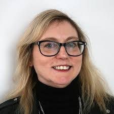 Christine Guay's Instagram, Twitter & Facebook