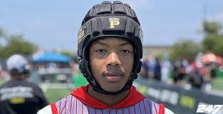 Landon Bell's Instagram, Twitter & Facebook