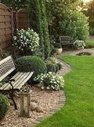 Pin By Ely On Dream Garden Front Yard Landscaping Design Porch Landscaping Courtyard Landscaping