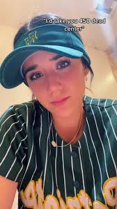 Understanding the Baseball Term '450 Dead Center'