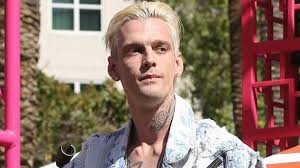 Does aaron carter have tattoos? Aaron Carter Packt Aus Ex Kinderstar Hat Schizophrenie Und Depressionen