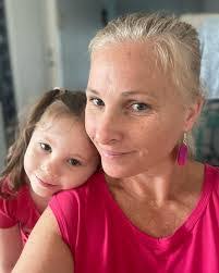 Tanya Cherry's Instagram, Twitter & Facebook