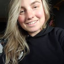 Just dropped our first can delivery to Hy-Vee! 25 fresh cases of Neon  canned 1 hour ago! Go get you some!