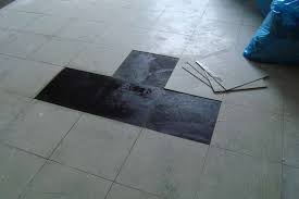 Asbest entfernen so wirds gemacht. Bau De Forum Estrich Und Bodenbelage 14861 Asbest Flex Platten Raus Kleber Drin Lassen