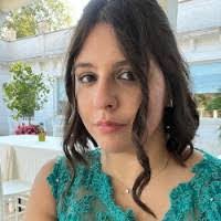 Daniela Colucci's Instagram, Twitter & Facebook