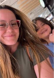 Ensley was super brave and finally got her ears pierced! 💪🏼👸🏻