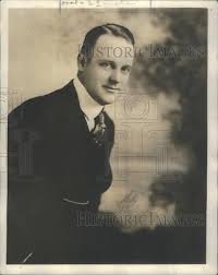 1922 Press Photo Fred Irving Lewis in "Just Married"