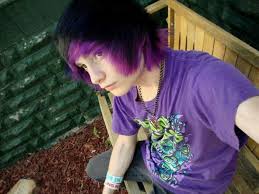 Secondly, trim your edges gradually, with shorter layers towards your eyes and longer layers as you go down. Emo Boy Purple Hair
