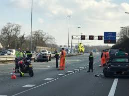 Op de a2 bij born is woensdagmiddag een ongeluk gebeurd met een vrachtwagen. Man 70 Die Gewond Raakte Bij Ongeluk Op A2 Bij Vught In Ziekenhuis Overleden Brabant Ed Nl