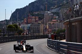 Formula 1 drivers live here or have once lived in monaco. Wo6s Oldy5clvm