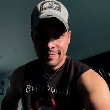 Oliver Ramirez (@oliverrusky) • Instagram photos and videos