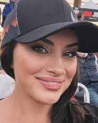 Christy Dishman's Instagram, Twitter & Facebook