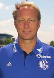 142521 Viktoria Stadionheft 09_14-15.indd