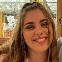 60+ perfiles de «Victoria Puentes»