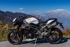Triumph street triple r 675 2009 clocks speedo cluster. Triumph Speed Triple Rs 1050 2018 Arrow Exhaust Ohlins Brembo Brackets 150hp Motorcycleporn