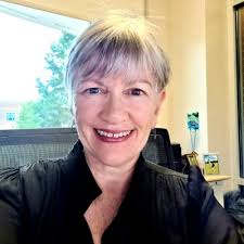 Walmart's Mack urges connection with consumers