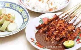 Resep Sate Ayam Madura Bumbu Kacang Dan Cara Membuat Sate Madura Asli Enak Lengkap Olahan Sate Ayam Rumahan Praktis Resep Resep Masakan Indonesia Masakan Korea
