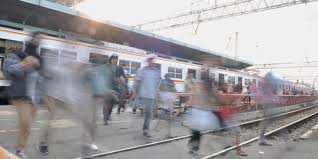 Fasilitas kereta api ekonomi penataran adalah ka ekonomi ac dengan kebersihan kereta api yang terjaga, toilet bersih, tiket sesuai dengan tempat duduk. Ada Longsor Perjalanan Kereta Api Bogor Sukabumi Sementara Dibatalkan Merdeka Com