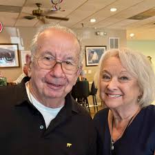 What are your favorite flower shops in Salisbury, Md where I can pick out  flowers that aren't already in an arrangement?