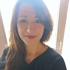 I took Devin Tracy 's Social Media "Sniper" course 😃