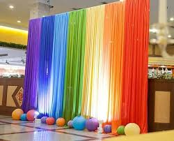 15 Beautiful Curtains Decorations For Birthday Parties Artcraftvila Rainbow Wedding Wedding Background Curtain Decor