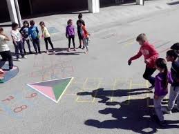 Yotube juegos matematicos para niños de prescolar / 12 ideas para hacer máquinas de sumar. Juegos Educacion Fisica Buscar El Numero Carreras Matematicas Youtube Educacion Fisica Educacion Fisica Juegos Educacio Fisica