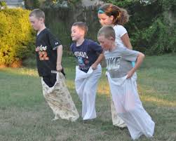 Birthday Party Games For Toddlers Outdoors Old Fashioned Backyard Games Birthday Games For Kids Backyard Games Kids Backyard Games
