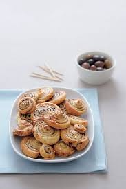 Apero Dinatoire 9 Recettes Express Pour Les Soirees Entre Amis Apero Dinatoire Rapide Recette Apero Dinatoire Apero Facile Et Rapide