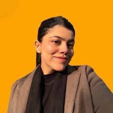 Bernadette Escalona's Instagram, Twitter & Facebook