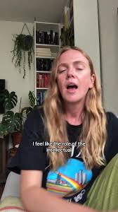 Ellie discusses a few podcasters and other public intellectuals doing great  work