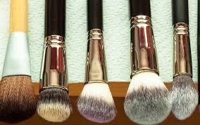 7 best ways to clean makeup brushes