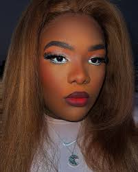 Teniesha Mercedes Thompson (@mercedesnesh) • Instagram photos and videos