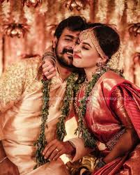 Pearlish Wedding Pearlemaany Srinish Aravind Mangalyam Tant Wedding Couple Poses Photography Indian Wedding Poses Indian Wedding Photography Couples
