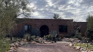 See Catalina Foothills neighborhood where Nancy Guthrie disappeared
