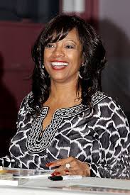Though, she is 1.68 m tall, she weighs about 58 kg. Tichina Arnold Height How Tall Is Tichina Arnold