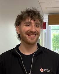 When a young girl struggled to stay afloat in the pool during a birthday  party at a community center, Amber Gipson's lifeguard training kicked in.  Without a second thought, she jumped into