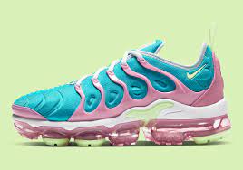 Nike Vapormax Plus Blue Pink Green Cw7014 100 Sneakernews Com