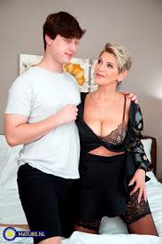 Maturenl Irenka Lenny Yankee High End Granny Sex Porno PornPics VIP Gallery